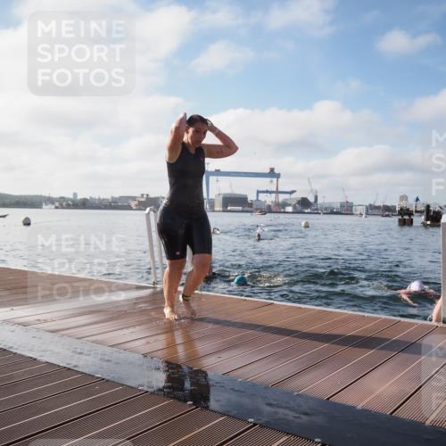17.08.2025 - KN Förde Triathlon 2025 KatJ http://msf.ph/oto/8580280 17.08.2025 09:22:18 Schwimmen 111, 208, 221, 111, 208, 213, 224 meine-sportfotos.de