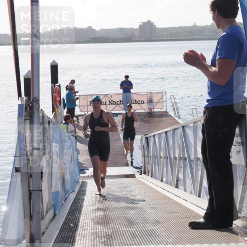 17.08.2025 - KN Förde Triathlon 2025 MichiJ http://msf.ph/oto/8580375 17.08.2025 09:18:27 Schwimmen 174, 185, 254, 174, 185, 192, 250 meine-sportfotos.de