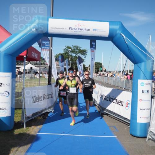 17.08.2025 - KN Förde Triathlon 2025 MichiJ http://msf.ph/oto/8580422 17.08.2025 16:23:16 Laufen 14 meine-sportfotos.de