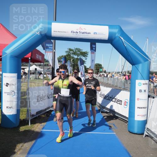 17.08.2025 - KN Förde Triathlon 2025 MichiJ http://msf.ph/oto/8580435 17.08.2025 16:23:16 Laufen 14 meine-sportfotos.de