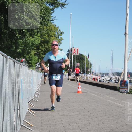 17.08.2025 - KN Förde Triathlon 2025 KatJ http://msf.ph/oto/8580566 17.08.2025 12:18:26 Laufen 350 meine-sportfotos.de