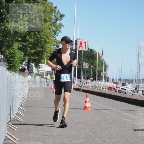 17.08.2025 - KN Förde Triathlon 2025 KatJ http://msf.ph/oto/8580633 17.08.2025 12:18:34 Laufen 354 meine-sportfotos.de