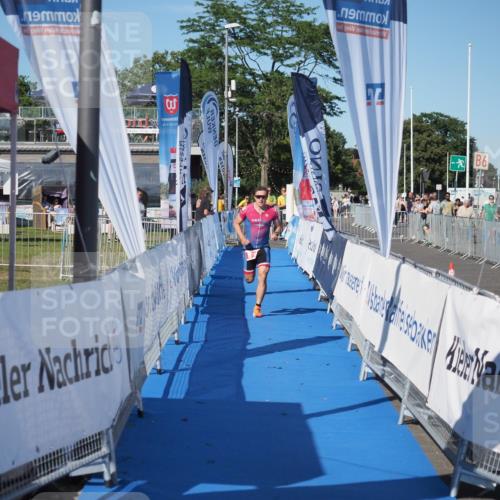 17.08.2025 - KN Förde Triathlon 2025 MichiJ http://msf.ph/oto/8580645 17.08.2025 16:25:02 Laufen 8 meine-sportfotos.de