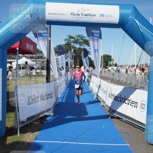 17.08.2025 - KN Förde Triathlon 2025 MichiJ http://msf.ph/oto/8580694 17.08.2025 16:25:04 Laufen 8 meine-sportfotos.de