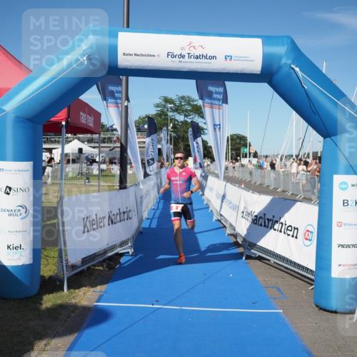 17.08.2025 - KN Förde Triathlon 2025 MichiJ http://msf.ph/oto/8580713 17.08.2025 16:25:05 Laufen 8 meine-sportfotos.de