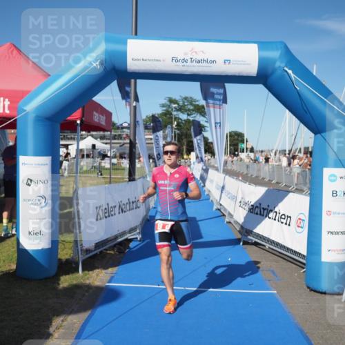 17.08.2025 - KN Förde Triathlon 2025 MichiJ http://msf.ph/oto/8580736 17.08.2025 16:25:05 Laufen 8 meine-sportfotos.de