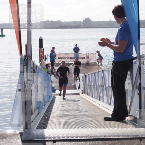 17.08.2025 - KN Förde Triathlon 2025 MichiJ http://msf.ph/oto/8580750 17.08.2025 09:19:10 Schwimmen 184, 173, 184, 219, 220 meine-sportfotos.de