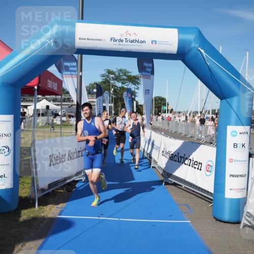 17.08.2025 - KN Förde Triathlon 2025 MichiJ http://msf.ph/oto/8580858 17.08.2025 16:26:26 Laufen 1 meine-sportfotos.de