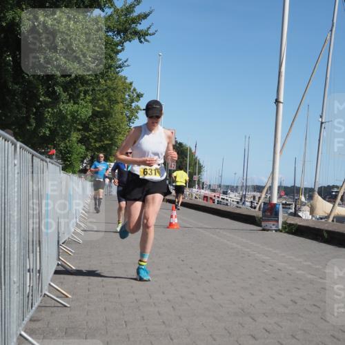 17.08.2025 - KN Förde Triathlon 2025 KatJ http://msf.ph/oto/8580860 17.08.2025 12:19:16 Laufen 285, 626, 631 meine-sportfotos.de