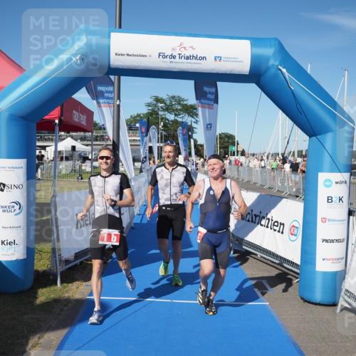 17.08.2025 - KN Förde Triathlon 2025 MichiJ http://msf.ph/oto/8580909 17.08.2025 16:26:28 Laufen 1 meine-sportfotos.de