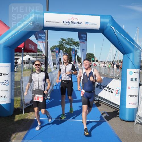 17.08.2025 - KN Förde Triathlon 2025 MichiJ http://msf.ph/oto/8580911 17.08.2025 16:26:28 Laufen 1 meine-sportfotos.de