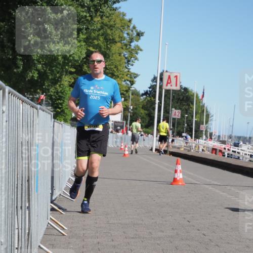 17.08.2025 - KN Förde Triathlon 2025 KatJ http://msf.ph/oto/8580963 17.08.2025 12:19:23 Laufen 285, 626 meine-sportfotos.de