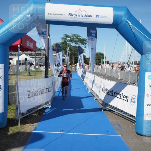 17.08.2025 - KN Förde Triathlon 2025 MichiJ http://msf.ph/oto/8581001 17.08.2025 16:26:38 Laufen 7 meine-sportfotos.de