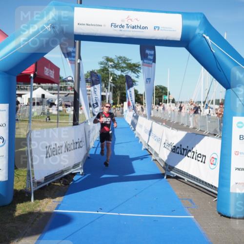 17.08.2025 - KN Förde Triathlon 2025 MichiJ http://msf.ph/oto/8581005 17.08.2025 16:26:38 Laufen 7 meine-sportfotos.de