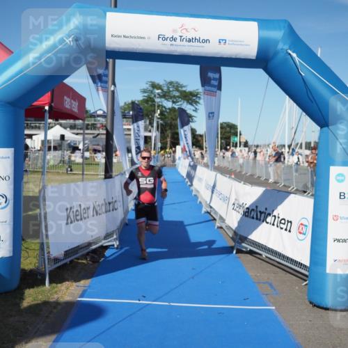 17.08.2025 - KN Förde Triathlon 2025 MichiJ http://msf.ph/oto/8581018 17.08.2025 16:26:39 Laufen 7 meine-sportfotos.de