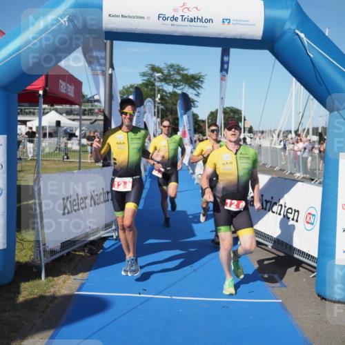 17.08.2025 - KN Förde Triathlon 2025 MichiJ http://msf.ph/oto/8581320 17.08.2025 16:27:38 Laufen 4, 12 meine-sportfotos.de