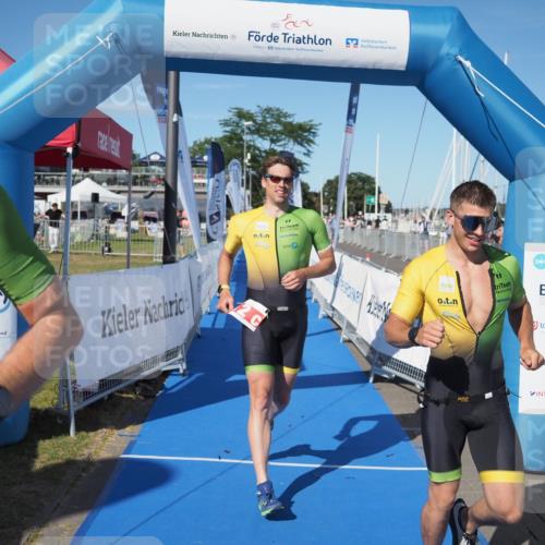 17.08.2025 - KN Förde Triathlon 2025 MichiJ http://msf.ph/oto/8581359 17.08.2025 16:27:39 Laufen 4, 12 meine-sportfotos.de