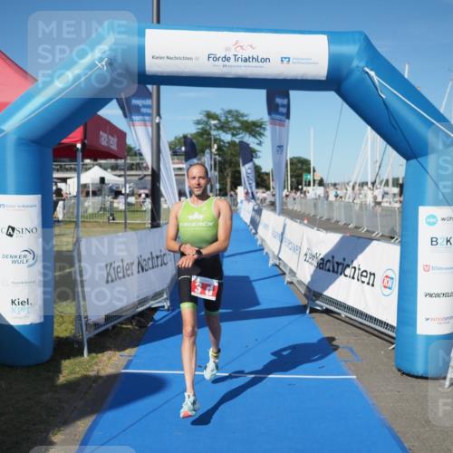 17.08.2025 - KN Förde Triathlon 2025 MichiJ http://msf.ph/oto/8581451 17.08.2025 16:28:41 Laufen 3 meine-sportfotos.de