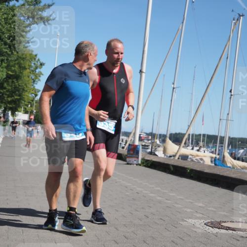 17.08.2025 - KN Förde Triathlon 2025 KatJ http://msf.ph/oto/8581568 17.08.2025 12:21:41 Laufen 335, 349 meine-sportfotos.de