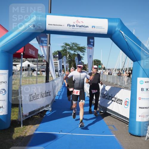 17.08.2025 - KN Förde Triathlon 2025 MichiJ http://msf.ph/oto/8581595 17.08.2025 16:31:22 Laufen 10 meine-sportfotos.de