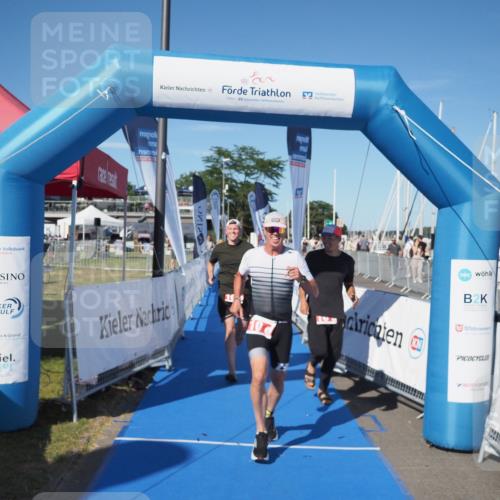 17.08.2025 - KN Förde Triathlon 2025 MichiJ http://msf.ph/oto/8581601 17.08.2025 16:31:22 Laufen 10 meine-sportfotos.de
