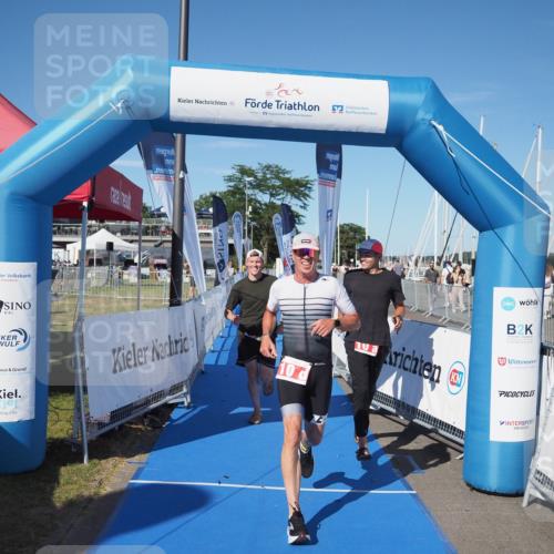 17.08.2025 - KN Förde Triathlon 2025 MichiJ http://msf.ph/oto/8581605 17.08.2025 16:31:23 Laufen 10 meine-sportfotos.de