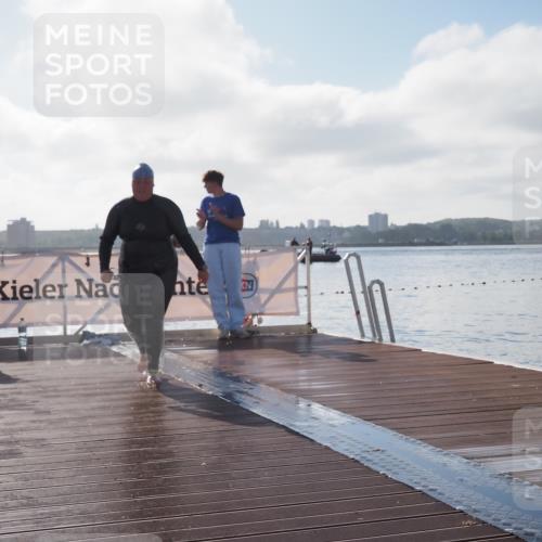 17.08.2025 - KN Förde Triathlon 2025 KatJ http://msf.ph/oto/8581618 17.08.2025 09:33:29 Schwimmen 238, 238 meine-sportfotos.de