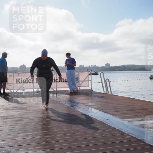 17.08.2025 - KN Förde Triathlon 2025 KatJ http://msf.ph/oto/8581629 17.08.2025 09:33:30 Schwimmen 238, 238 meine-sportfotos.de