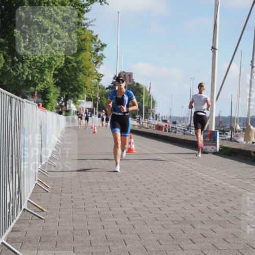 17.08.2025 - KN Förde Triathlon 2025 KatJ http://msf.ph/oto/8582026 17.08.2025 09:59:31 Laufen 109 meine-sportfotos.de