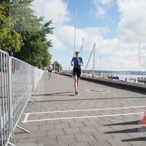 17.08.2025 - KN Förde Triathlon 2025 KatJ http://msf.ph/oto/8582198 17.08.2025 09:59:47 Laufen 103, 108 meine-sportfotos.de