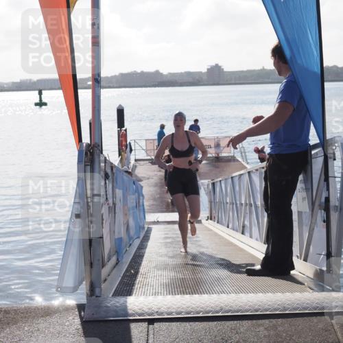 17.08.2025 - KN Förde Triathlon 2025 MichiJ http://msf.ph/oto/8582230 17.08.2025 09:21:26 Schwimmen 171, 171, 194, 201, 230 meine-sportfotos.de