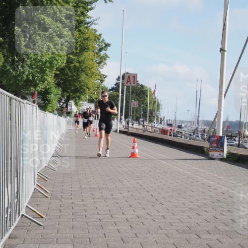 17.08.2025 - KN Förde Triathlon 2025 KatJ http://msf.ph/oto/8582290 17.08.2025 10:00:27 Laufen 106 meine-sportfotos.de
