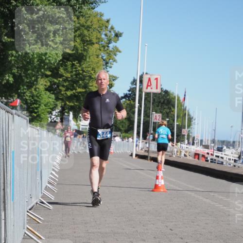 17.08.2025 - KN Förde Triathlon 2025 KatJ http://msf.ph/oto/8582406 17.08.2025 12:24:31 Laufen 338, 344 meine-sportfotos.de