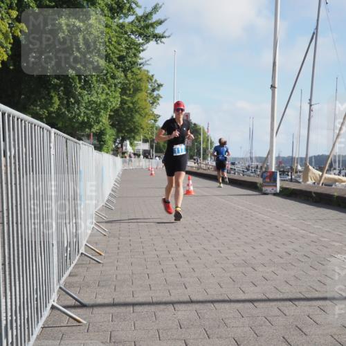 17.08.2025 - KN Förde Triathlon 2025 KatJ http://msf.ph/oto/8582552 17.08.2025 10:01:22 Laufen 117 meine-sportfotos.de