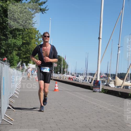 17.08.2025 - KN Förde Triathlon 2025 KatJ http://msf.ph/oto/8582653 17.08.2025 12:26:20 Laufen 337, 641 meine-sportfotos.de
