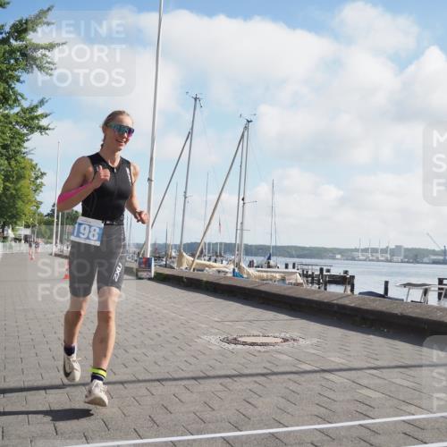 17.08.2025 - KN Förde Triathlon 2025 KatJ http://msf.ph/oto/8582661 17.08.2025 10:02:25 Laufen 198 meine-sportfotos.de