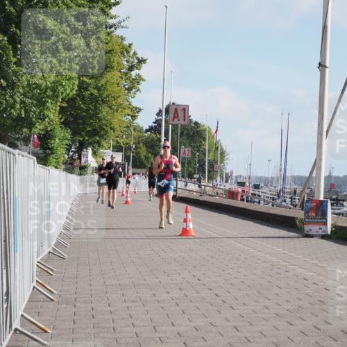 17.08.2025 - KN Förde Triathlon 2025 KatJ http://msf.ph/oto/8582663 17.08.2025 10:02:41 Laufen 121 meine-sportfotos.de