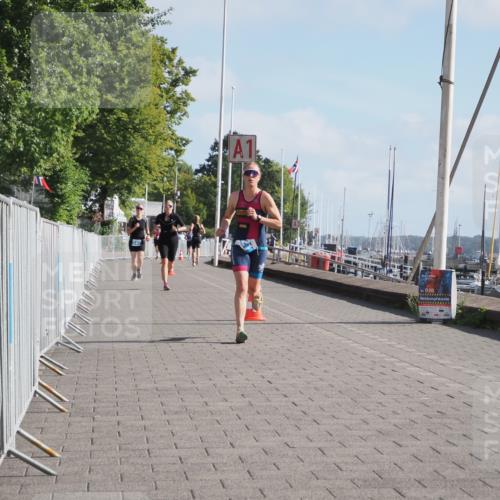 17.08.2025 - KN Förde Triathlon 2025 KatJ http://msf.ph/oto/8582673 17.08.2025 10:02:43 Laufen 121 meine-sportfotos.de