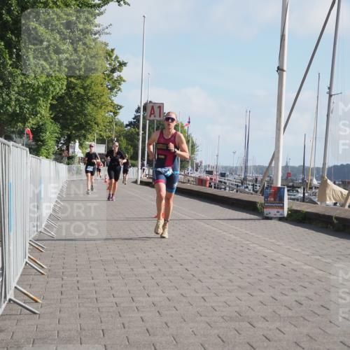 17.08.2025 - KN Förde Triathlon 2025 KatJ http://msf.ph/oto/8582675 17.08.2025 10:02:44 Laufen 121, 125 meine-sportfotos.de
