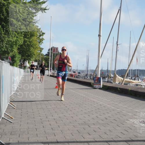 17.08.2025 - KN Förde Triathlon 2025 KatJ http://msf.ph/oto/8582679 17.08.2025 10:02:44 Laufen 121, 125 meine-sportfotos.de