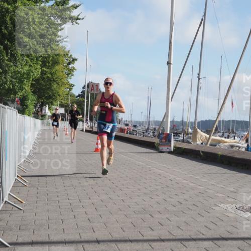 17.08.2025 - KN Förde Triathlon 2025 KatJ http://msf.ph/oto/8582681 17.08.2025 10:02:45 Laufen 121, 125, 147 meine-sportfotos.de