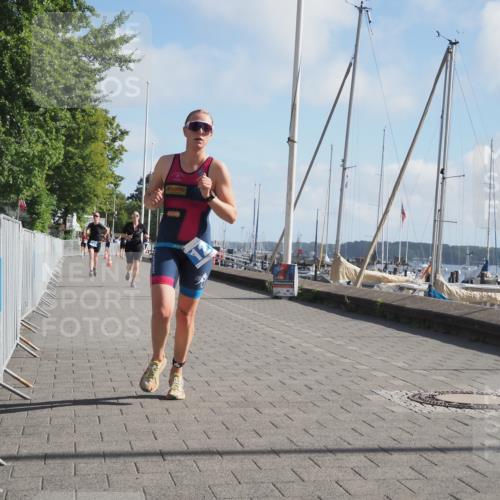 17.08.2025 - KN Förde Triathlon 2025 KatJ http://msf.ph/oto/8582689 17.08.2025 10:02:46 Laufen 121, 125, 147 meine-sportfotos.de