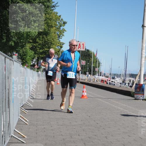 17.08.2025 - KN Förde Triathlon 2025 KatJ http://msf.ph/oto/8582714 17.08.2025 12:26:45 Laufen 367, 384 meine-sportfotos.de