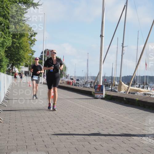 17.08.2025 - KN Förde Triathlon 2025 KatJ http://msf.ph/oto/8582716 17.08.2025 10:02:50 Laufen 125, 147 meine-sportfotos.de