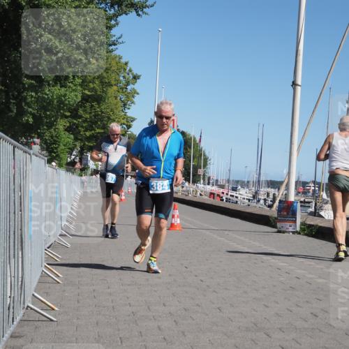 17.08.2025 - KN Förde Triathlon 2025 KatJ http://msf.ph/oto/8582724 17.08.2025 12:26:46 Laufen 367, 384 meine-sportfotos.de
