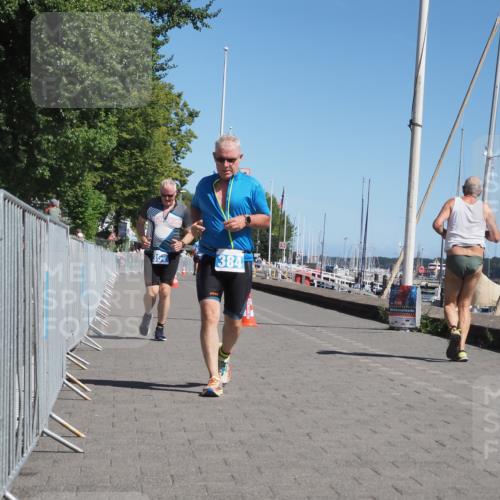 17.08.2025 - KN Förde Triathlon 2025 KatJ http://msf.ph/oto/8582728 17.08.2025 12:26:46 Laufen 367, 384 meine-sportfotos.de