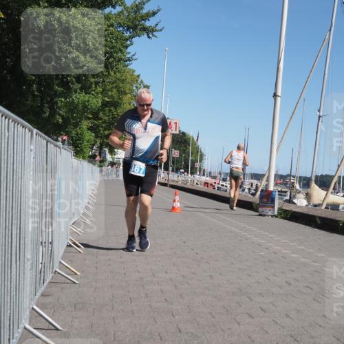 17.08.2025 - KN Förde Triathlon 2025 KatJ http://msf.ph/oto/8582758 17.08.2025 12:26:50 Laufen 367, 384 meine-sportfotos.de