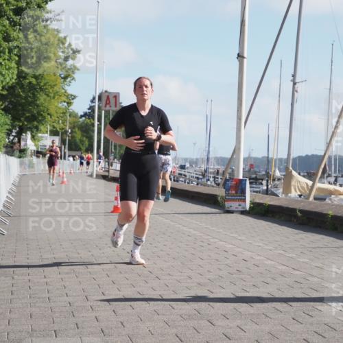 17.08.2025 - KN Förde Triathlon 2025 KatJ http://msf.ph/oto/8582886 17.08.2025 10:03:33 Laufen 126 meine-sportfotos.de