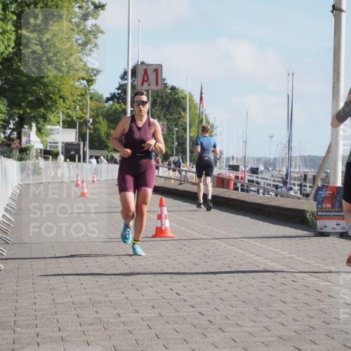 17.08.2025 - KN Förde Triathlon 2025 KatJ http://msf.ph/oto/8582922 17.08.2025 10:03:41 Laufen 116 meine-sportfotos.de