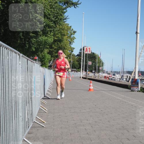17.08.2025 - KN Förde Triathlon 2025 KatJ http://msf.ph/oto/8582947 17.08.2025 12:30:49 Laufen 606 meine-sportfotos.de